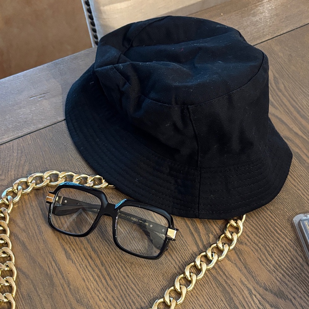 Run DMC Costume Accessories- Black Bucket Hat with Gold Chain and Glasses